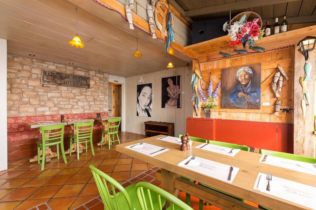 Restaurant Motel De La Plage Saint-Irénée 外观 照片